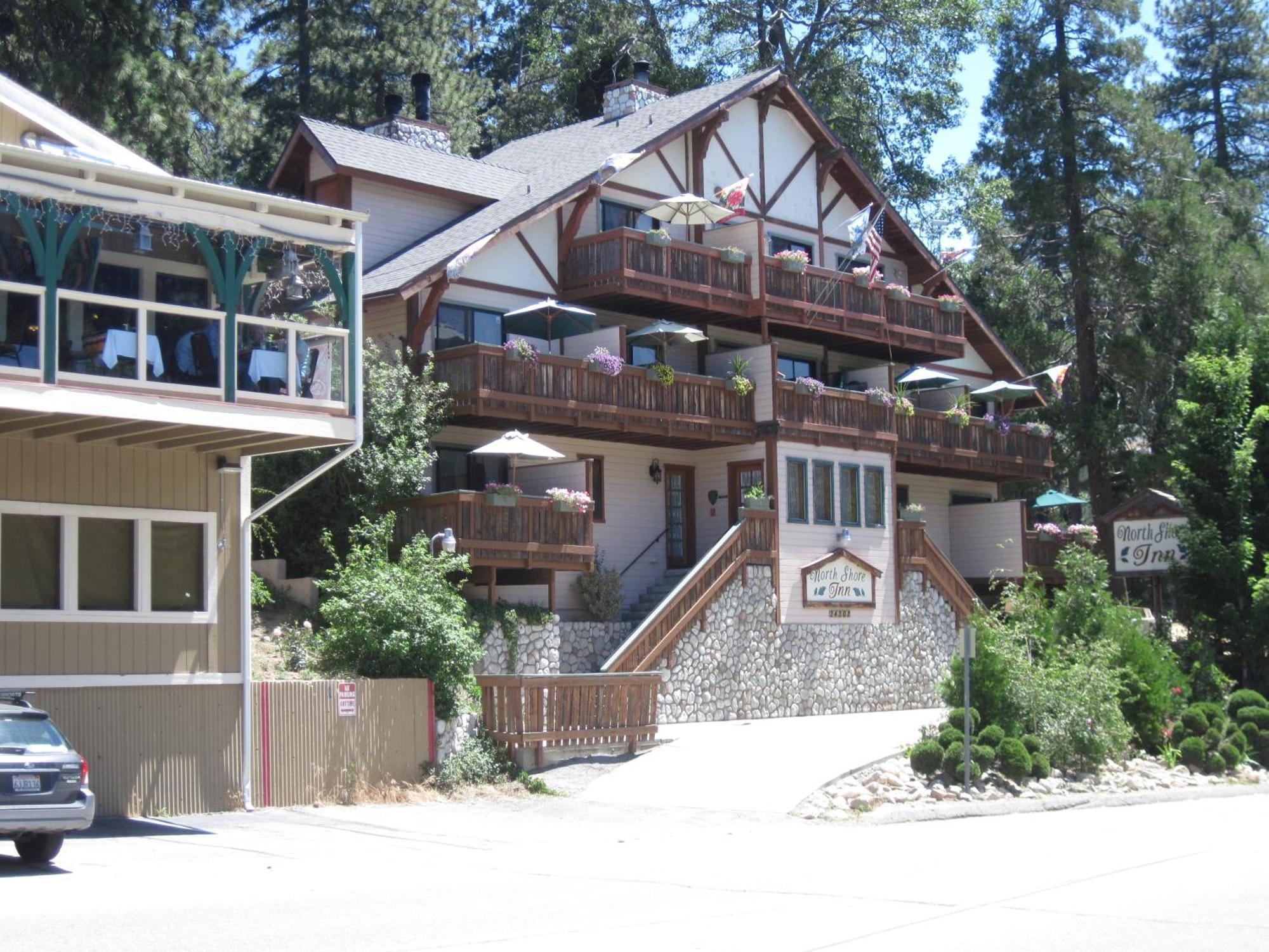 The North Shore Inn Crestline Экстерьер фото