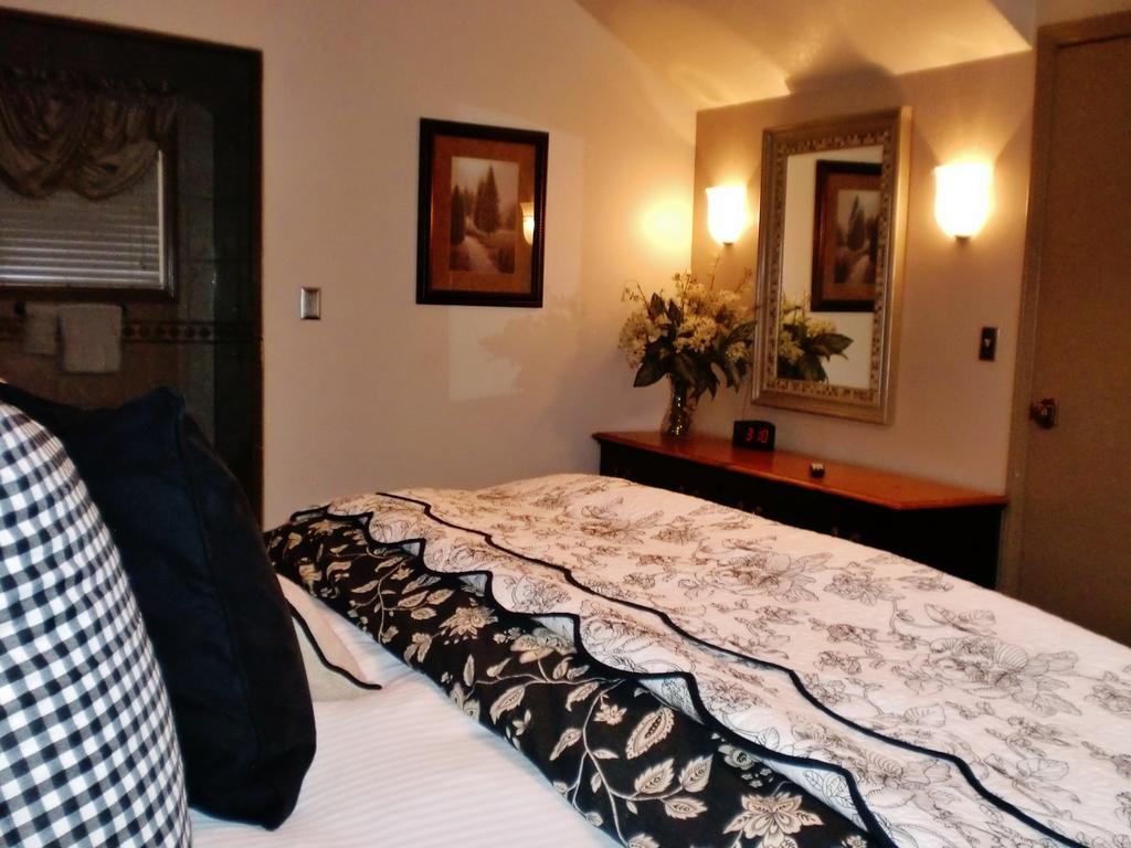 The North Shore Inn Crestline Экстерьер фото