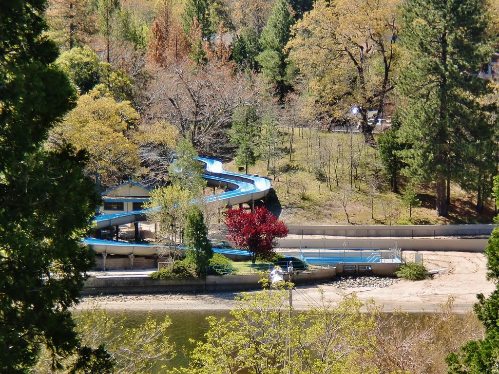 The North Shore Inn Crestline Экстерьер фото