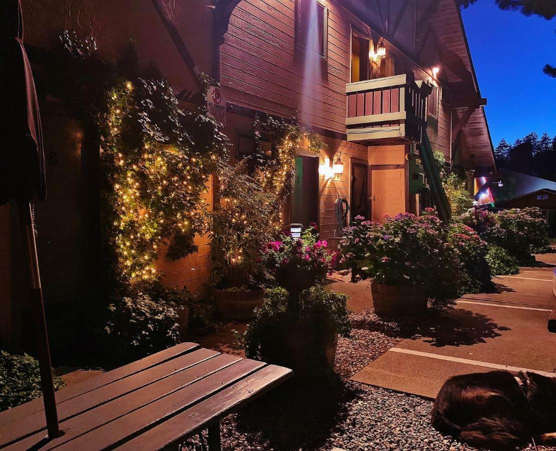 The North Shore Inn Crestline Экстерьер фото