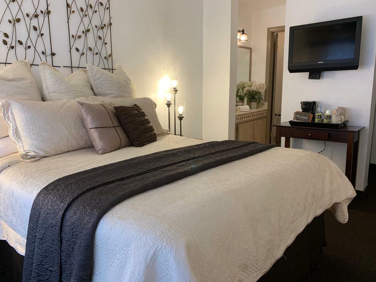 The North Shore Inn Crestline Экстерьер фото