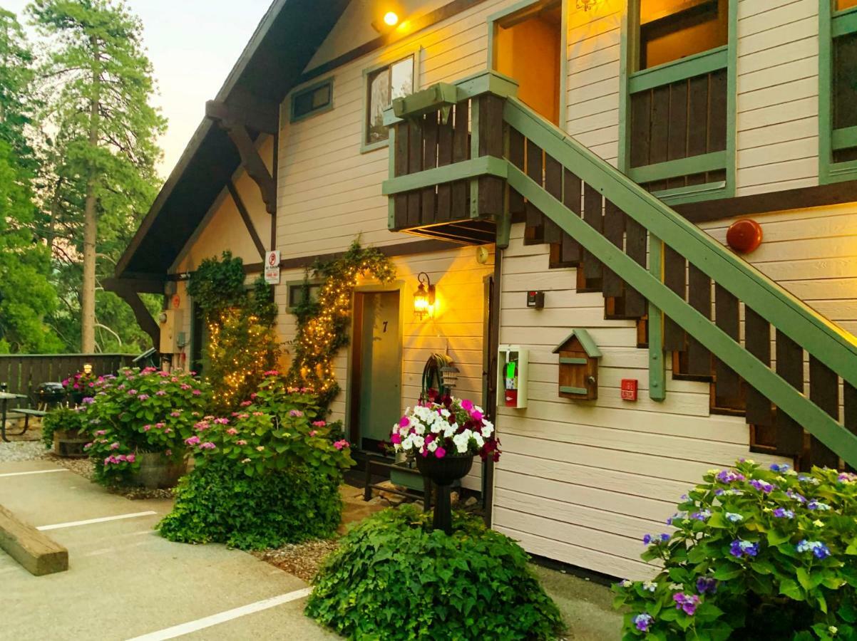 The North Shore Inn Crestline Экстерьер фото